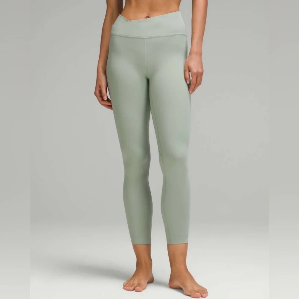 Lululemon Align Asymmetrical-Waist Pant 25" in Palm Court - Picture 2 of 8